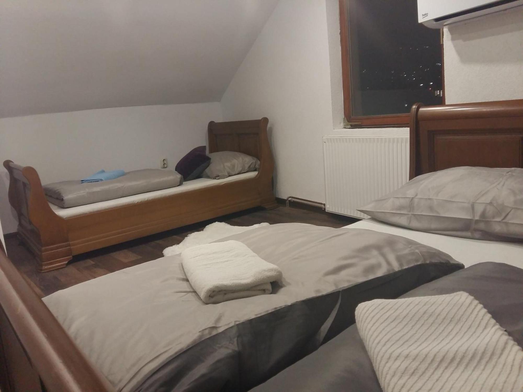 Apartments In Heart Σαράγεβο Δωμάτιο φωτογραφία